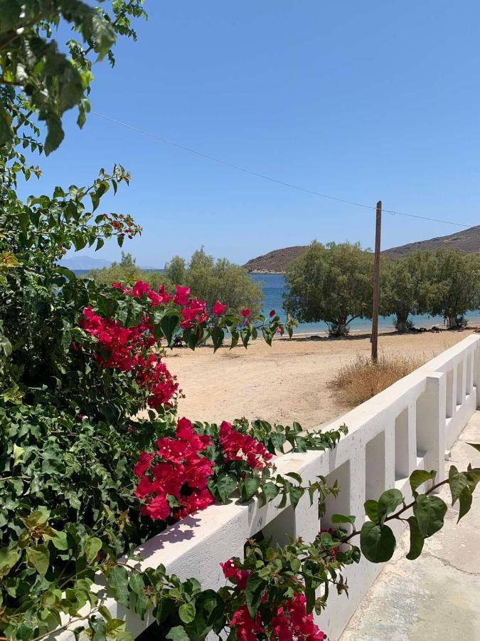 Studio On The Beach, Leivadakia, Serifos Livádi Kültér fotó